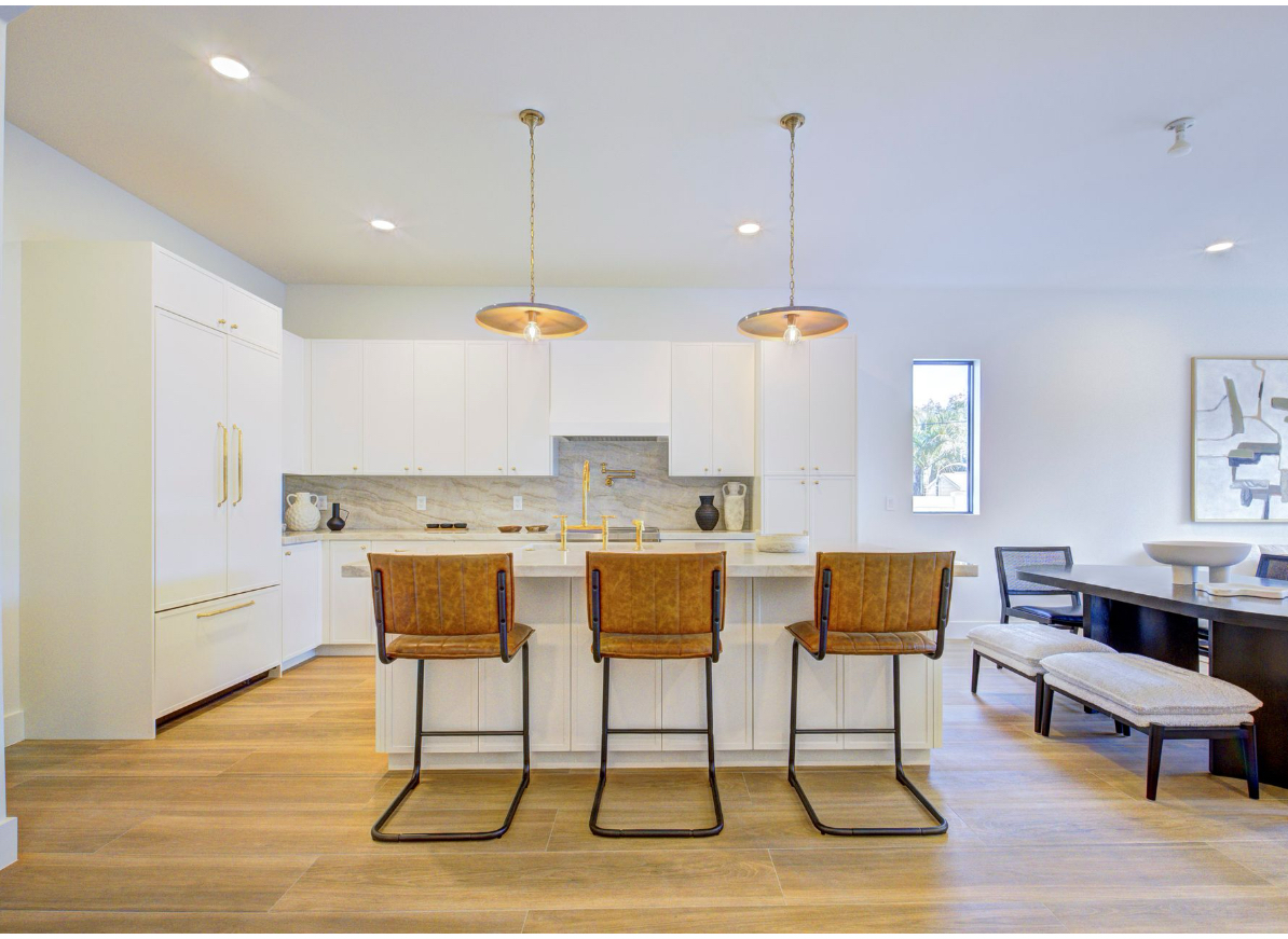 Kitchen islands in Los Angeles